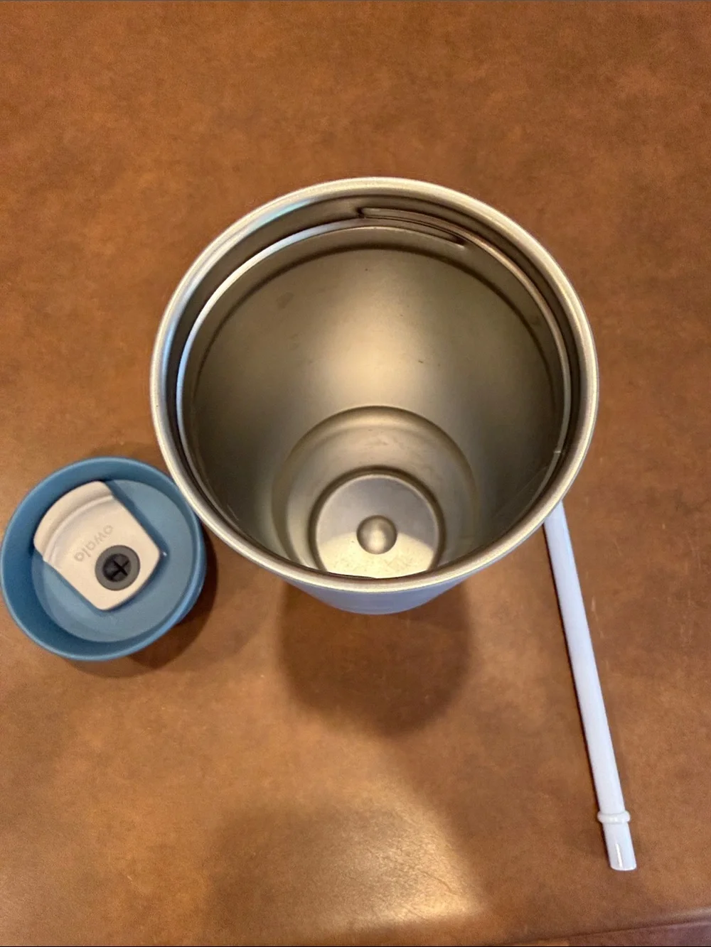 Owala water bottle - Picture 2 of 3